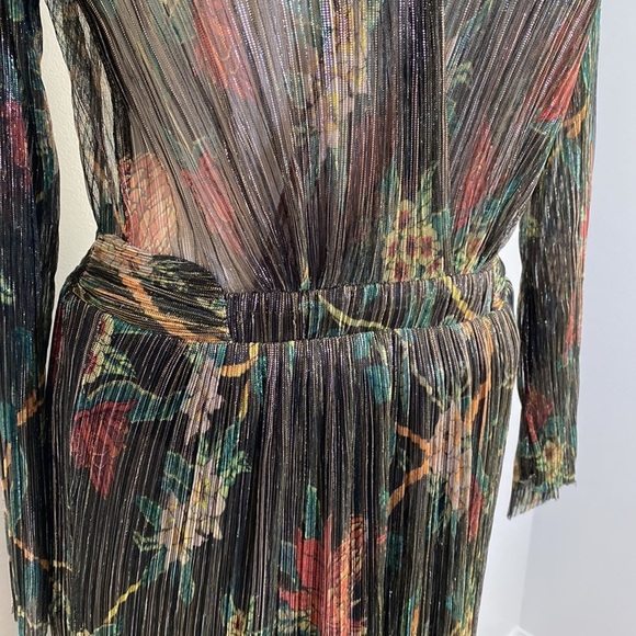 BA&SH Hendrix Metallic Plisse’ Floral Maxi Dress Size 6 - Picture 6 of 16